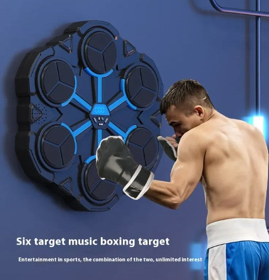 Machine de boxe cible noire circulaire, liserés bleus, coup avec gant blanc.